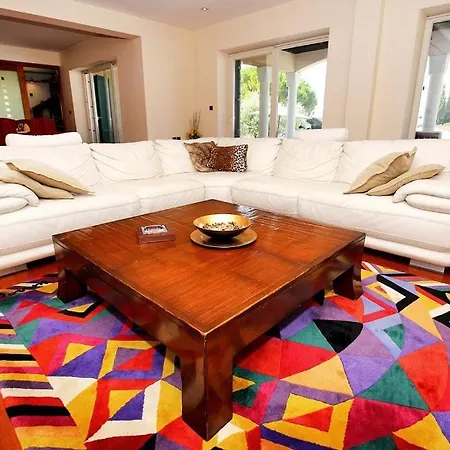 Seaview Villa Clara For 12 Guests Кожино